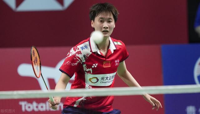 她会选择在 她会选择在