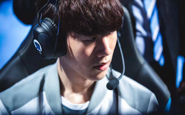 对于关注他 对于关注他